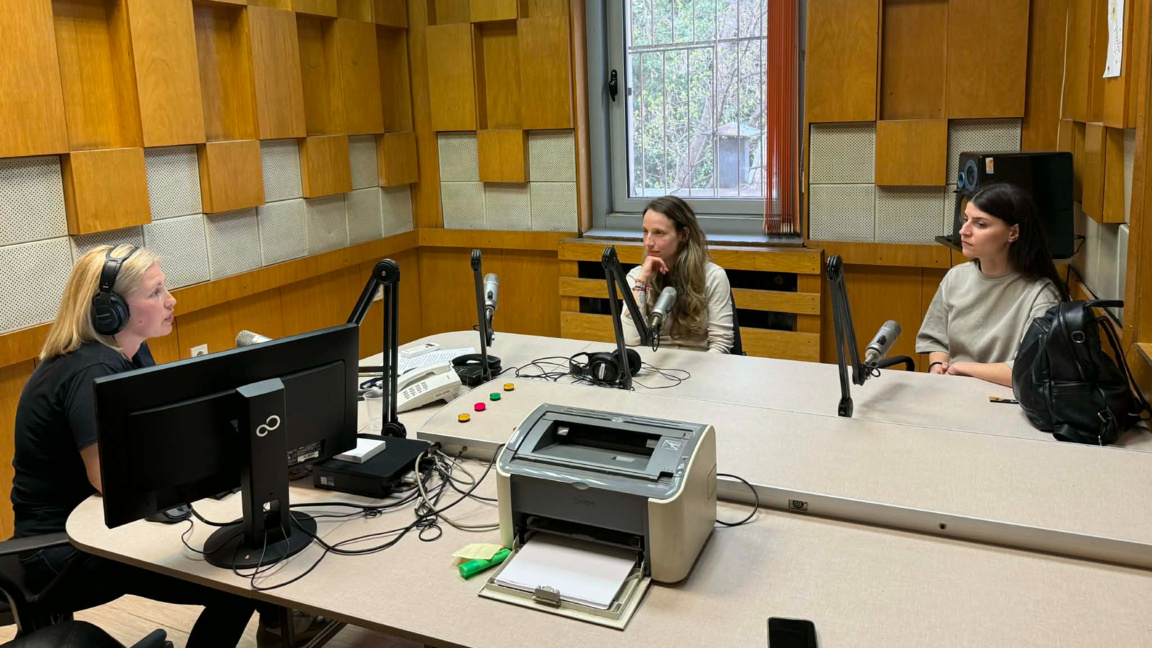 Василена Спасова; д-р Мадлен Матейна - гости в предаването Клуб "Неделя"