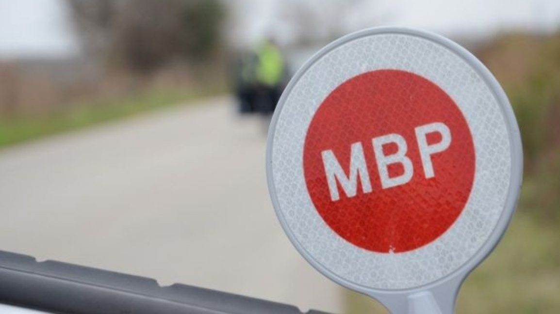 Задържаха пиян, опитал да подкупи полицаи с 50 евро