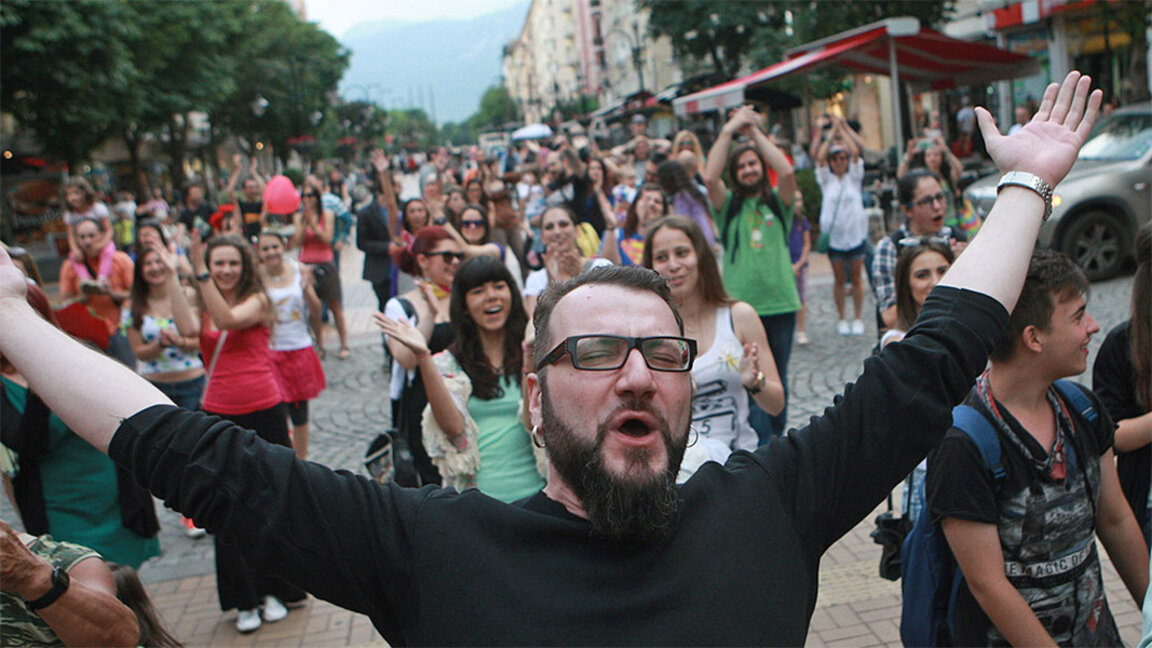 “Julio”, el verano está en todas partes