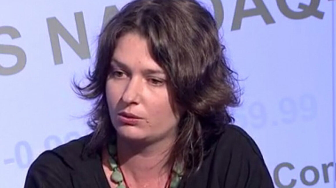 Някой се страхува от приемането на Закон за сценичните изкуства