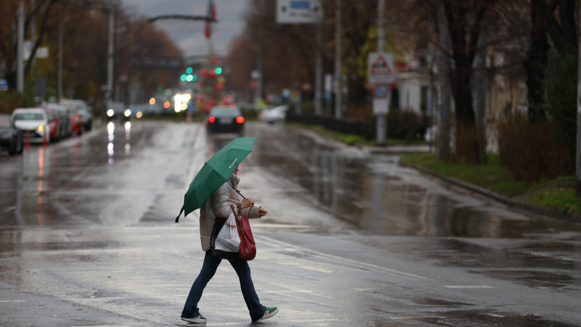 Cloudy skies with precipitation, highs on the rise expected on Friday