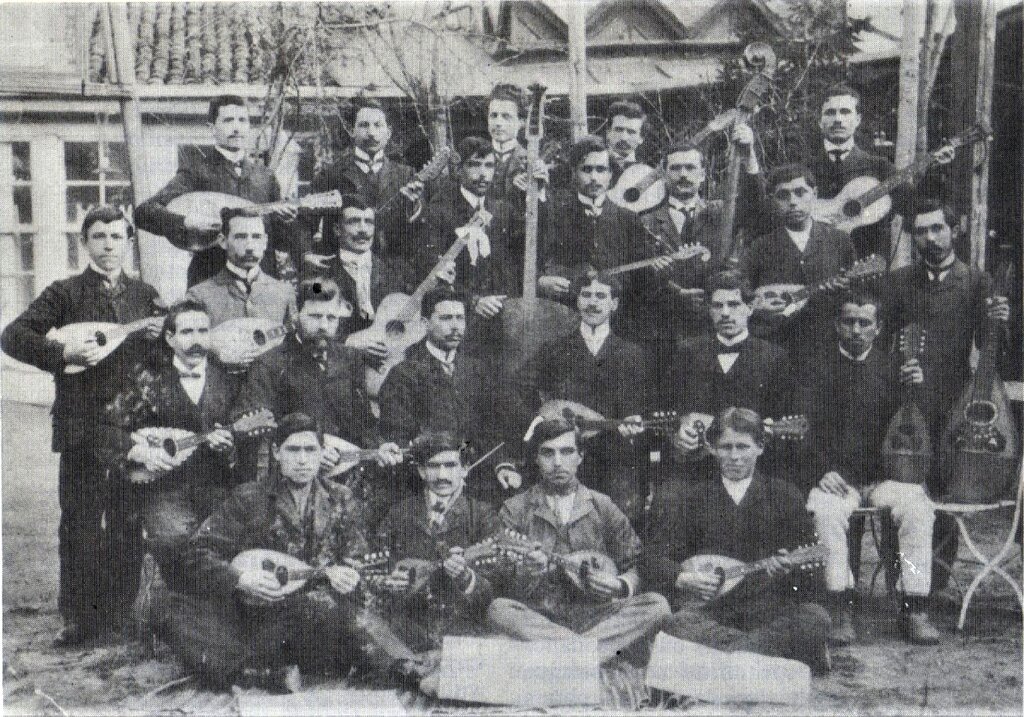 La primera orquesta de mandolinas en Sofía (1906)
