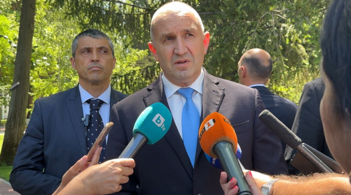 Румен Радев