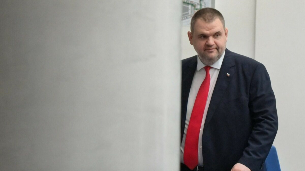 Рокади на върха в ДПС