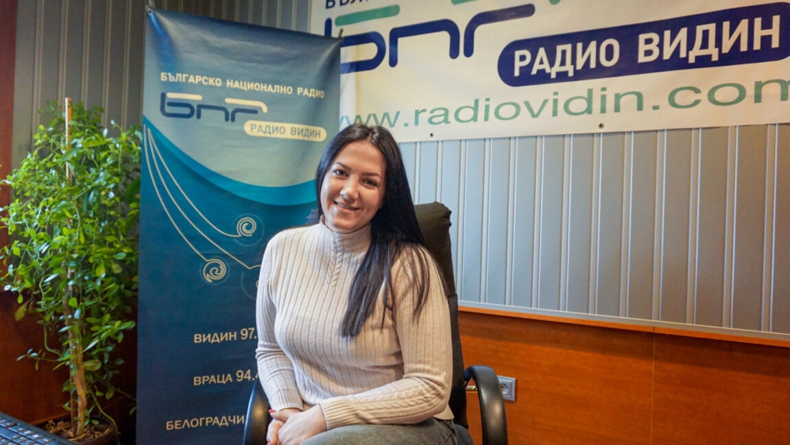 Д-р Яна Валентинова