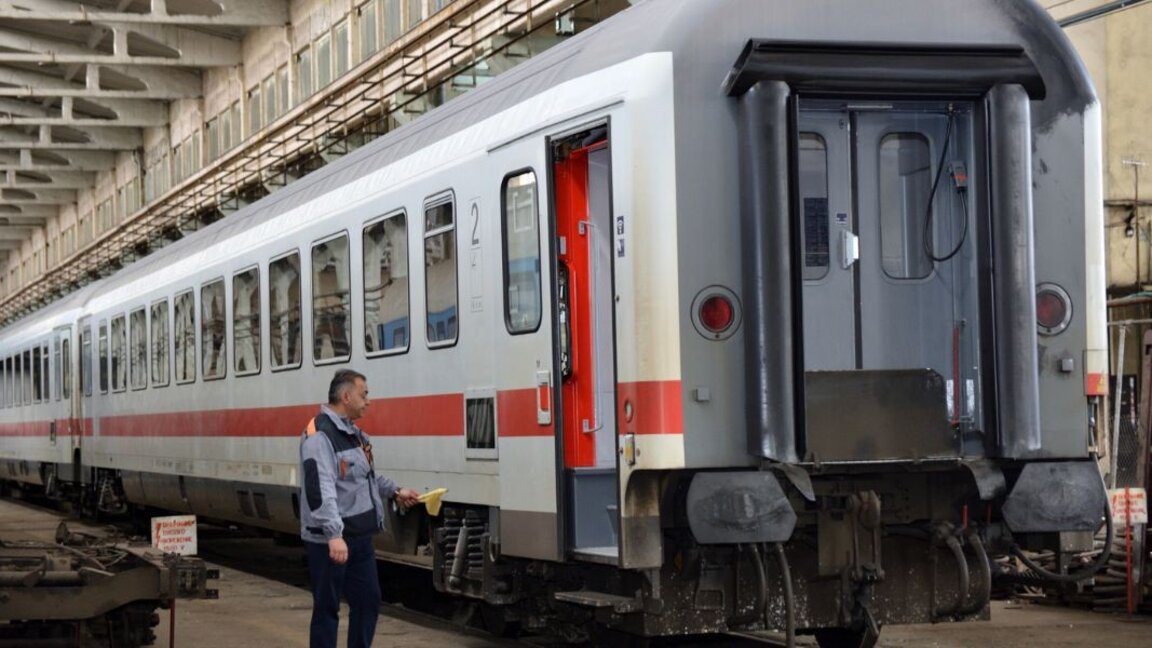 19 modernisierte Waggons aus Deutschland in Bulgarien eingetroffen