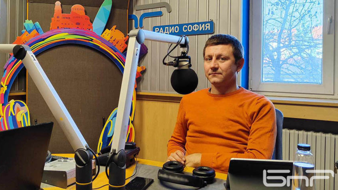 Никола Тулечки