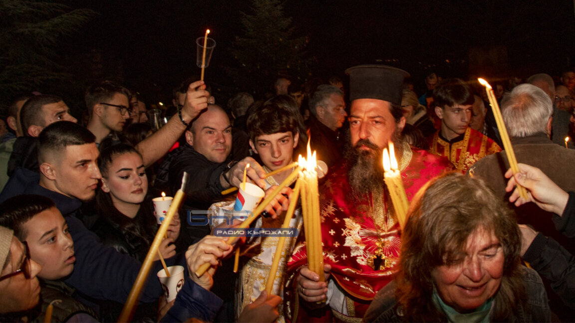 Християнският свят посрещна Празника на празниците