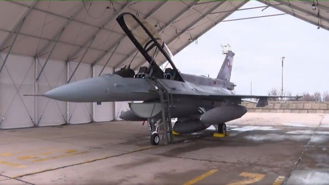 Стигао први авион F-16 за Војску Бугарске