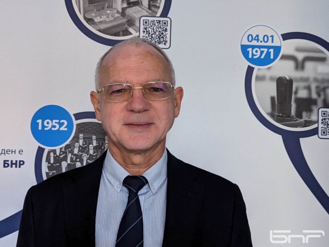 Васил Велев