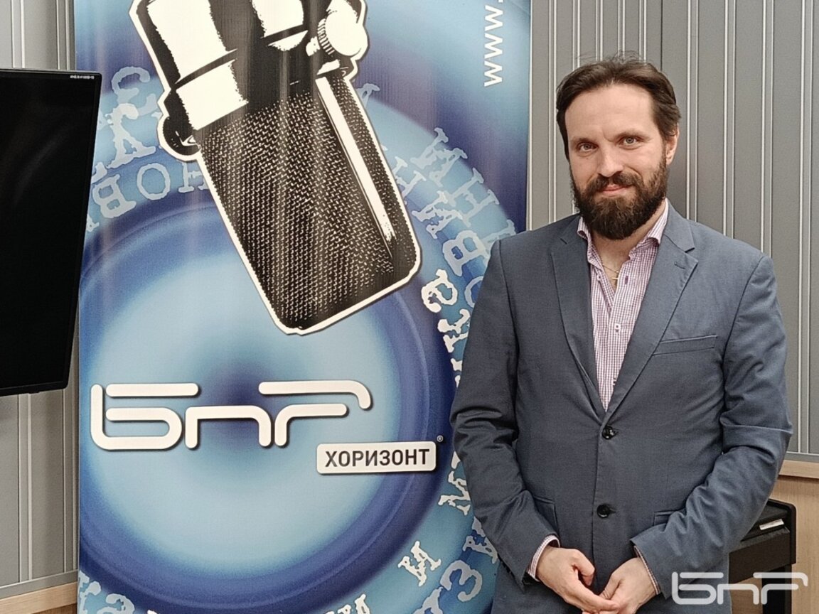 Ангел Петров