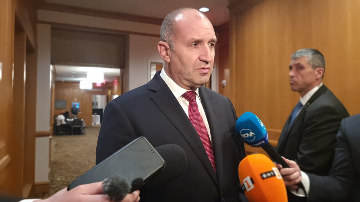 El presidente felicitó a las formaciones del parlamento por la posición común hacia Skopje