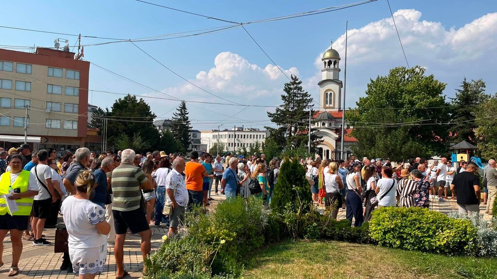 Жители на Елин Пелин на протест срещу инсинератор за изгаряне на RDF отпадъци