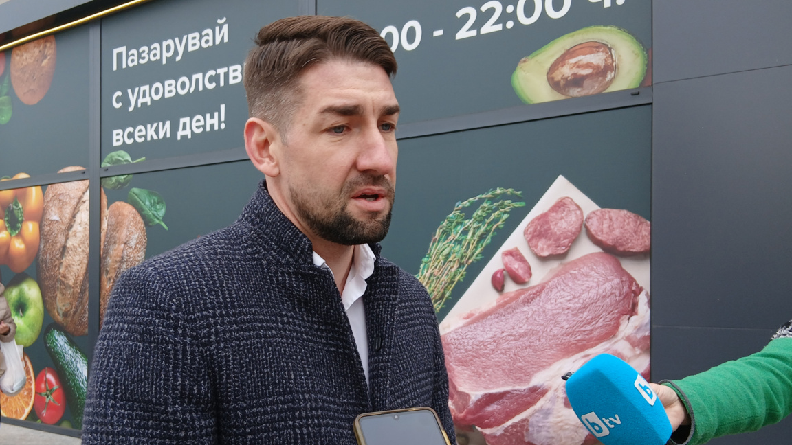 Владислав Илиев, началник отдел "Оперативни дейности" в Главна дирекция "Фискален контрол" в НАП дава брифинг във връзка с проверките -  25 януари 2026 г.