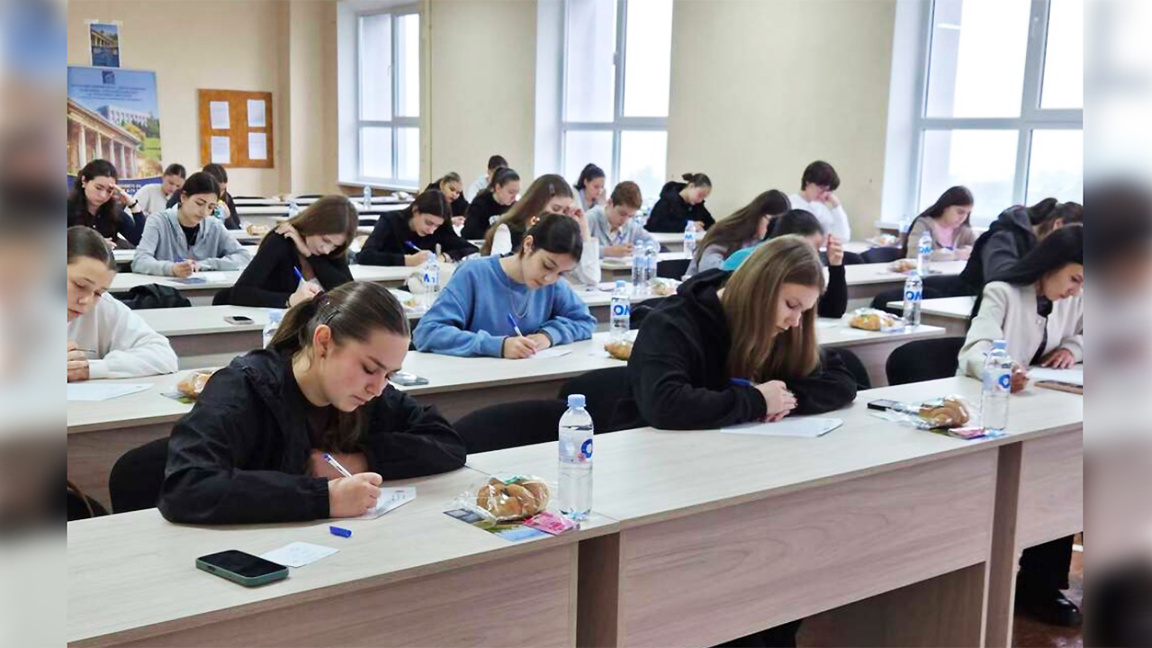 В Тараклия се проведе състезание по български правопис