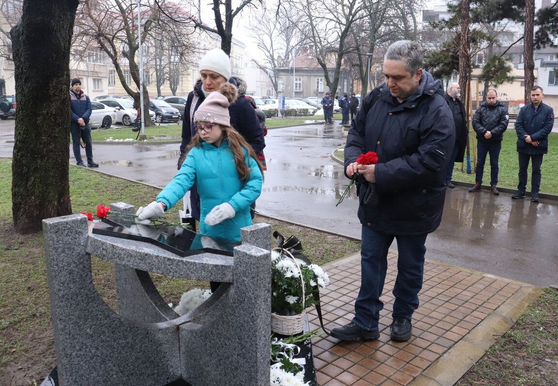 В памет на жертвите на Холокоста