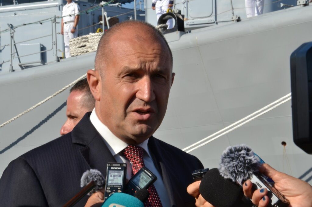 Румен Радев: Кабинетът подготвя пладнешки грабеж с продажбата на имоти