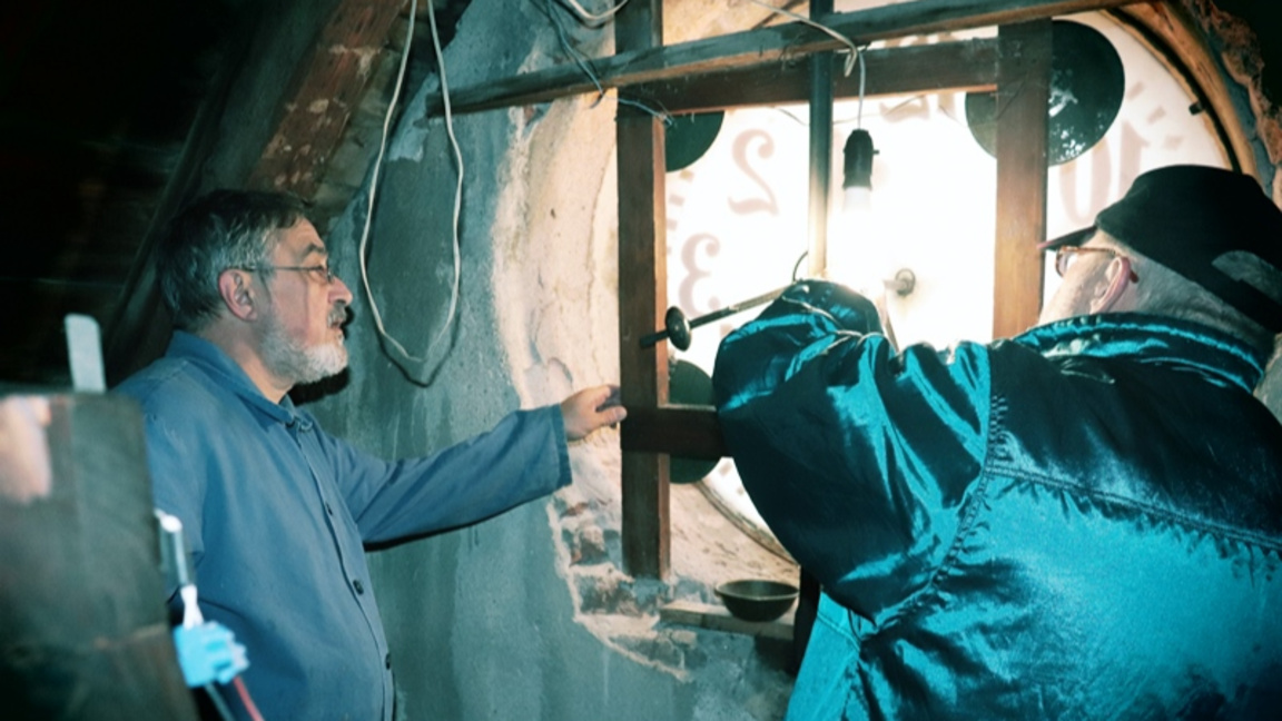 Градският часовник в Русе отмерва времето с коледна мелодия 