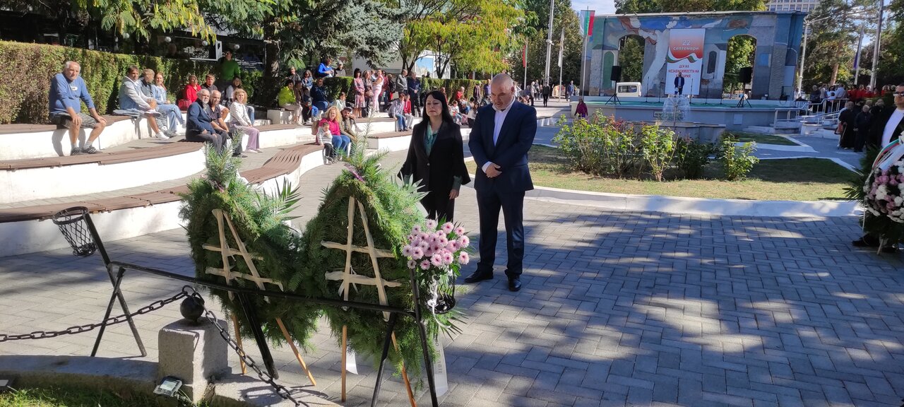 Кюстендил си припомни за Славейков, който пита Фердинанд ще бъде ли цар