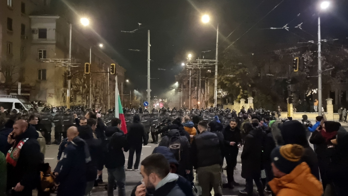 Mediat botërore komentojnë protestat e fundit në Bullgari që nga 1 dhjetori