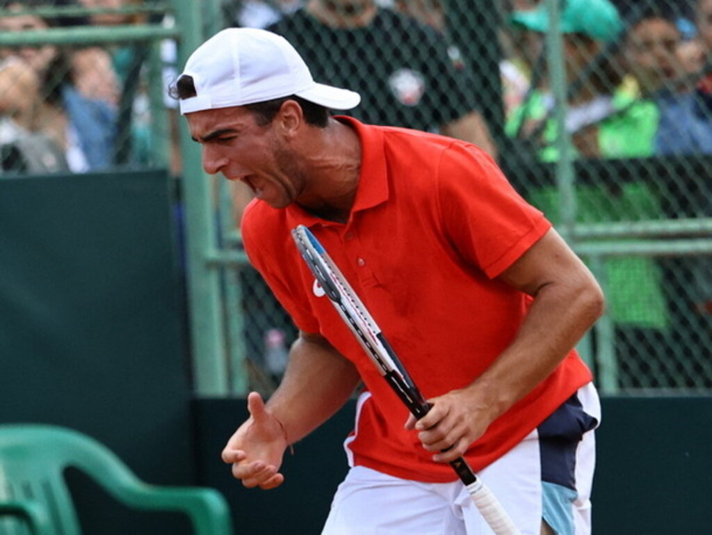 Янаки Милев влезе в схемата на чалънджъра в Бон