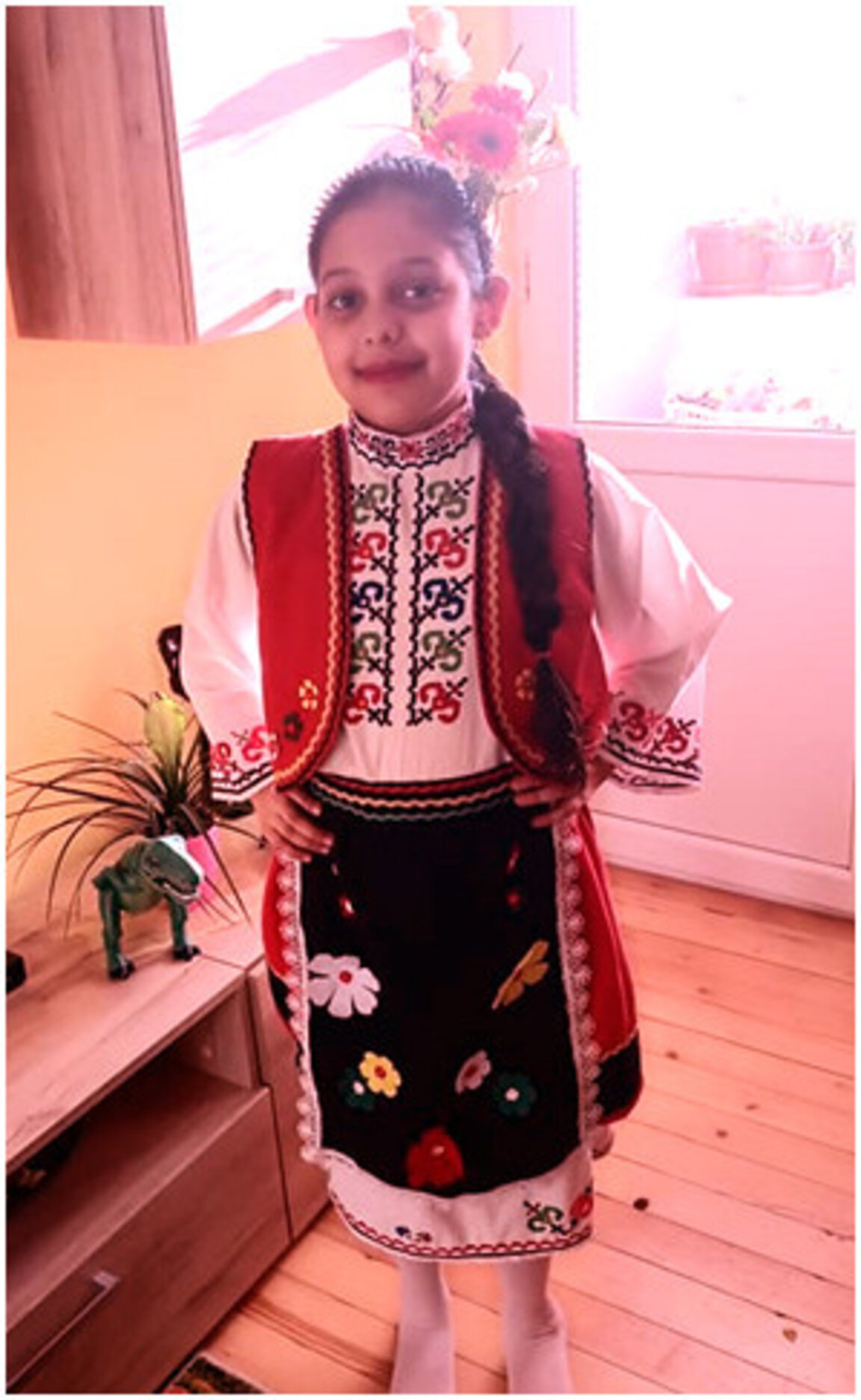 В помощ на Симона