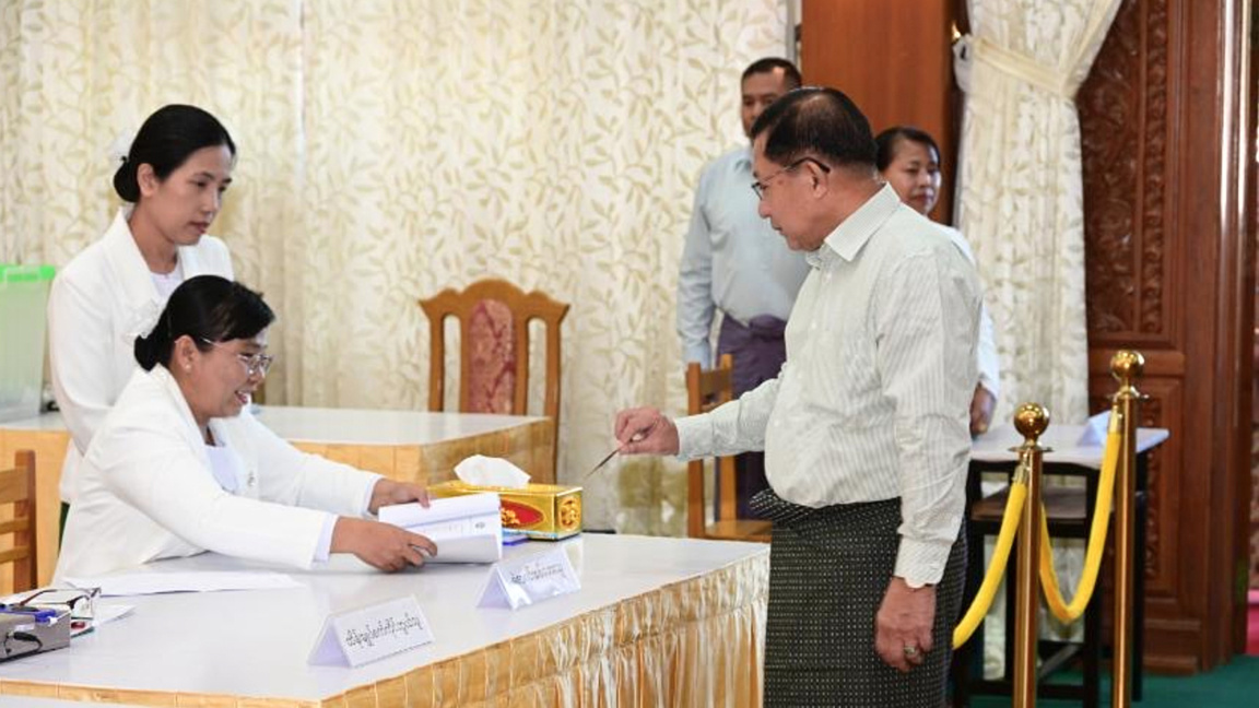 Подкрепяна от армията партия печели изборите в Мианма