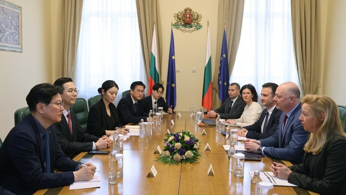 Centrale nucléaire de Kozlodouy : Le premier ministre s’entretient avec des représentants de "Hyundai"