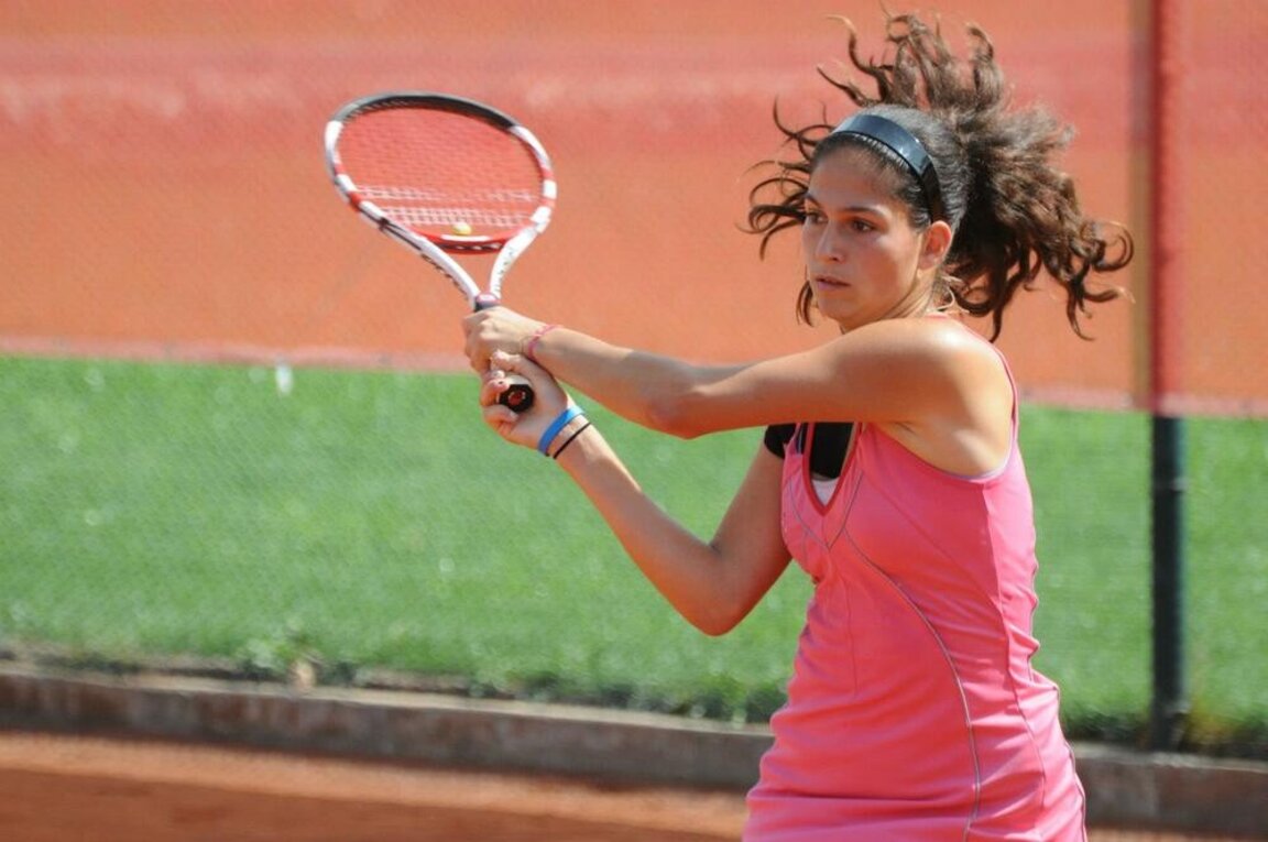 Изабелла Шиникова