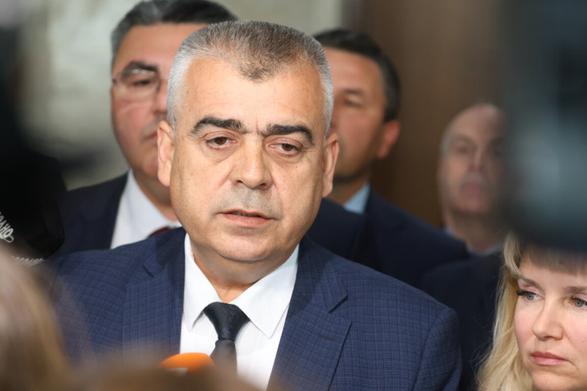 Хайри Садъков