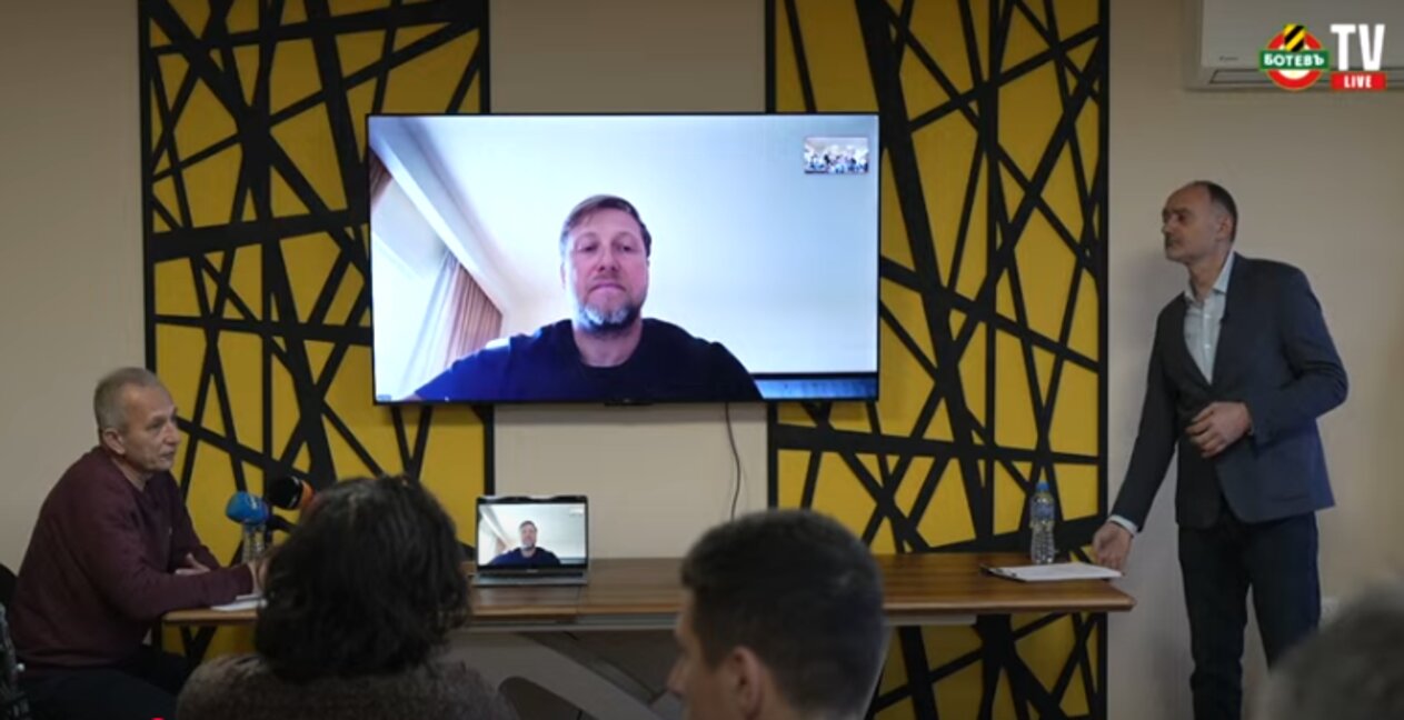 Пресконференцията на Антон Зингаревич