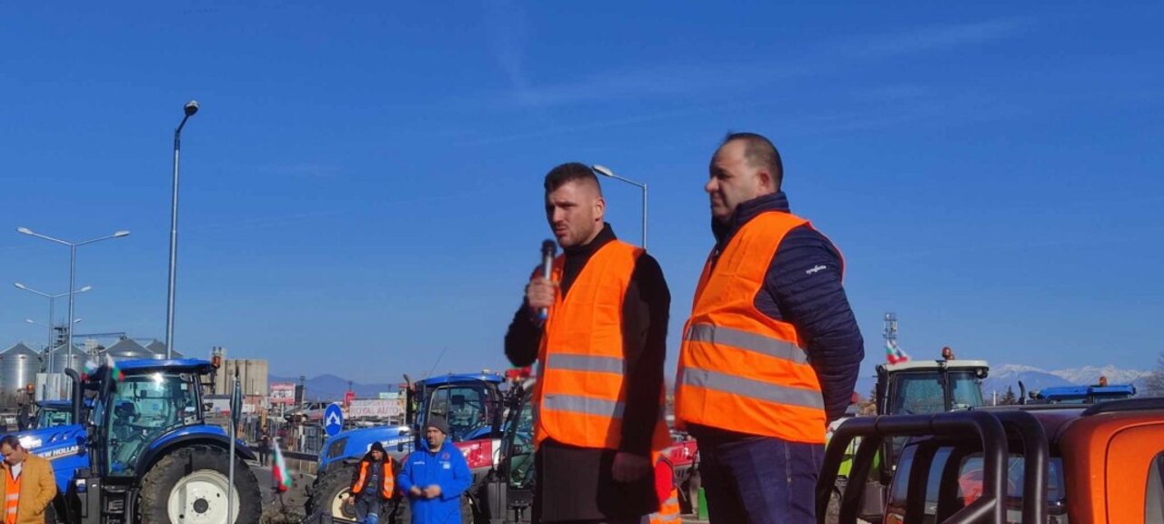 Фермери блокираха пътища край Пловдив