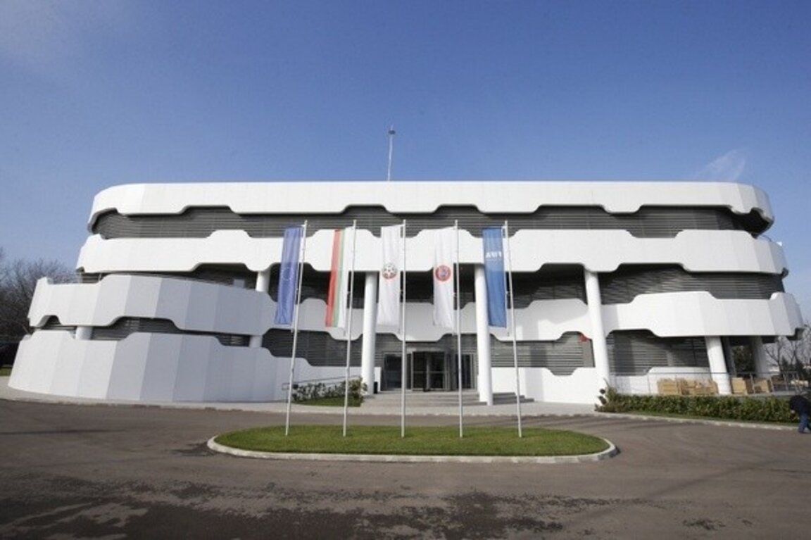 Националната футболна база в Бояна