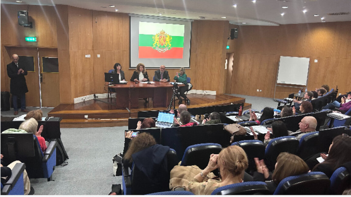 Iliana Iotova: "Sunday schools are the most visible result of the policy for Bulgarians abroad"