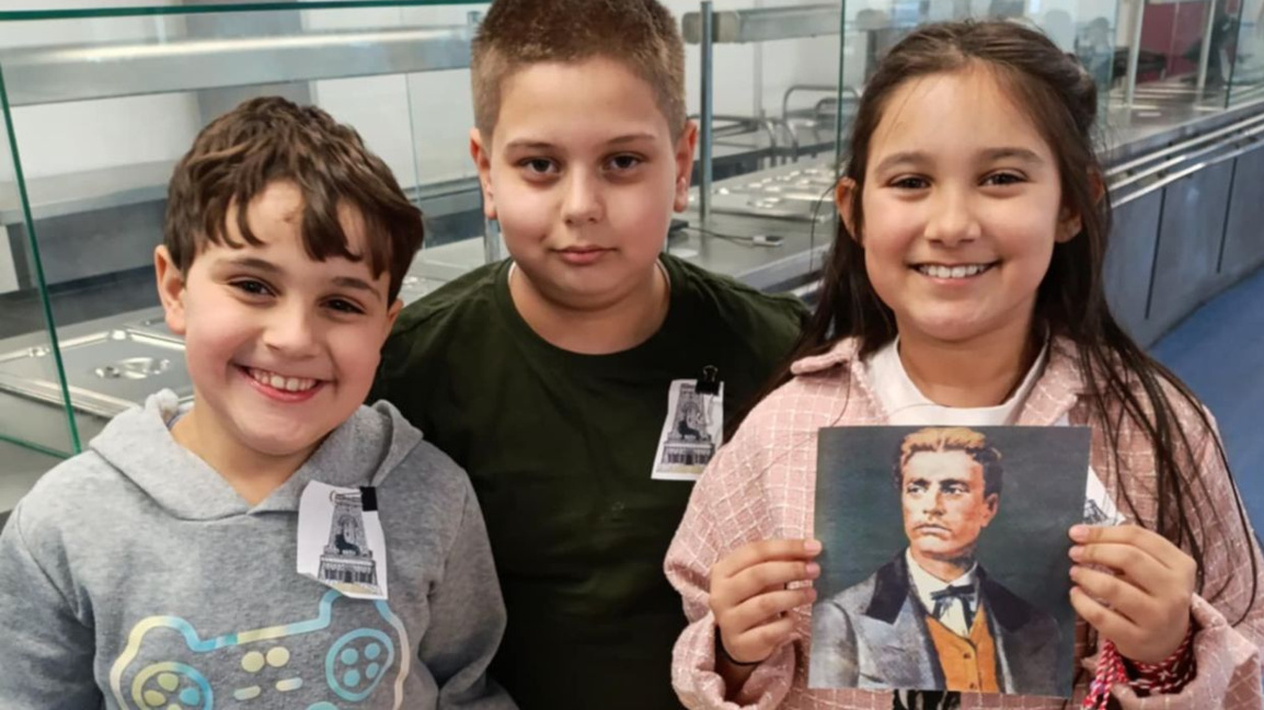 Milli kahraman Vasil Levski yurtdışındaki Bulgar çocuklar için ilham kaynağıdır