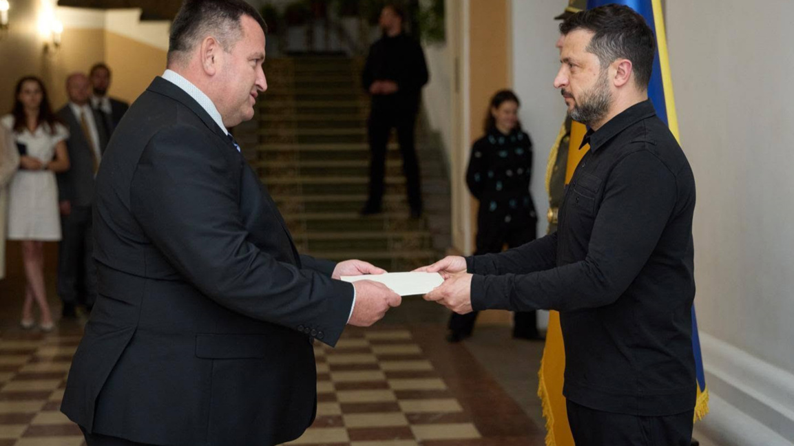 Bulgaria’s new ambassador to Ukraine presents credentials to Volodymyr Zelenskyy