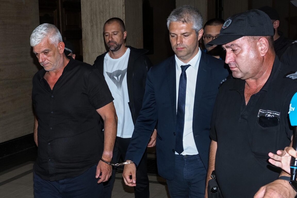 Съдът реши: Благомир Коцев остава в ареста с мярка за неотклонение "задържане под стража"