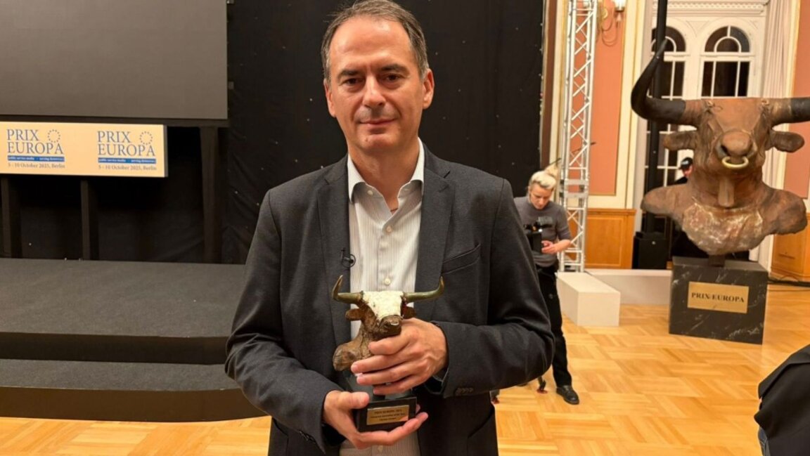 Hristo Grozev câștigă premiul Jurnalistul european al anului la festivalul PRIX EUROPA