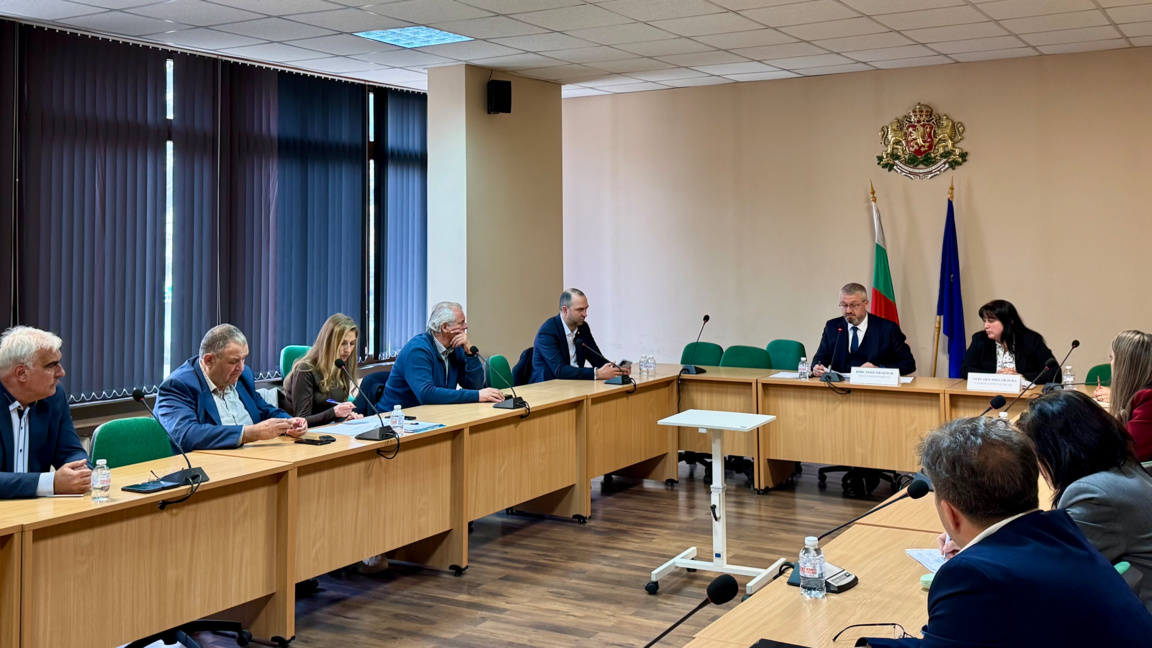 Обсъдиха подготовката за изборите при областния управител на Кюстендил