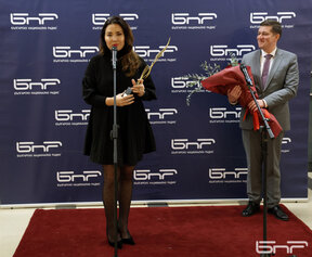 Opera prima Sonya Yoncheva receives Musician of the Year award at BNR ceremony