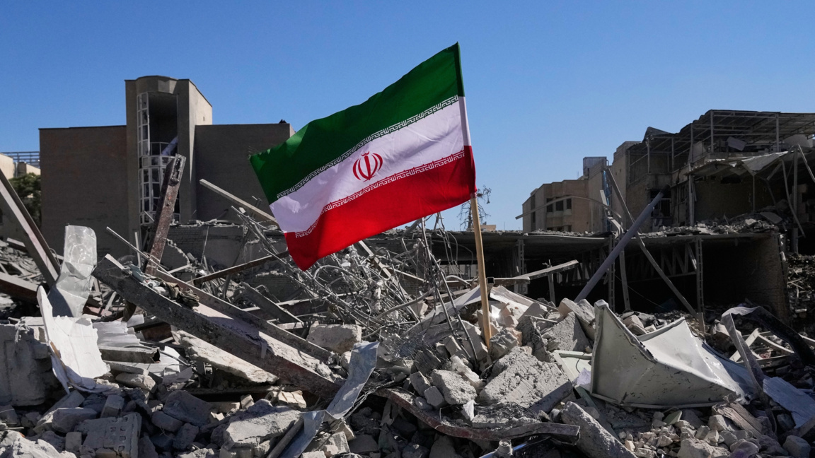 Опустошения в центъра на Техеран, Иран, 3 март 2026 г.