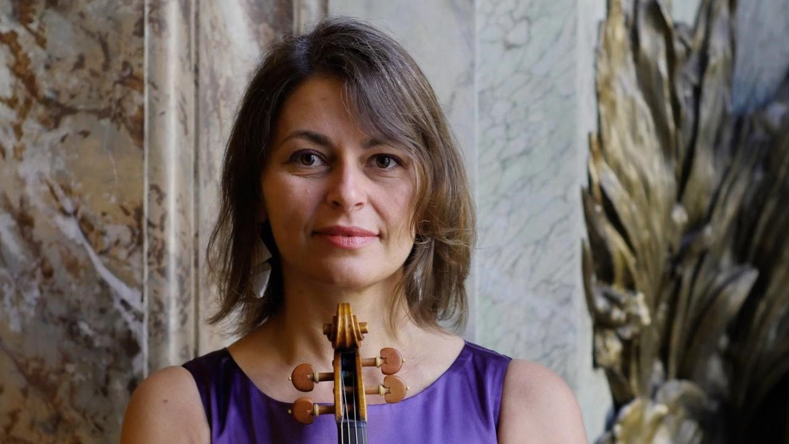 La violoniste Joanna Kamenarska promeut la musique bulgare à travers le monde