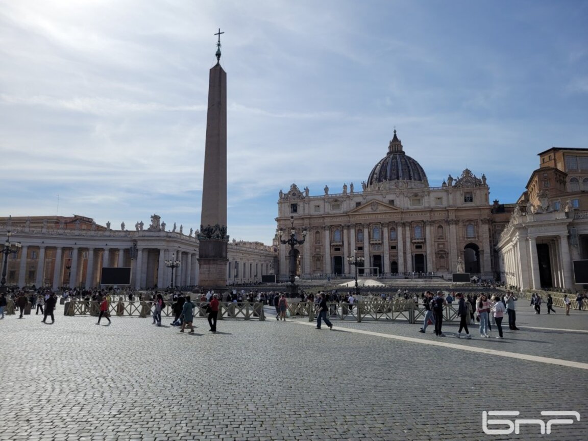 Българка от Италия: От служба на папата си тръгваш обновен