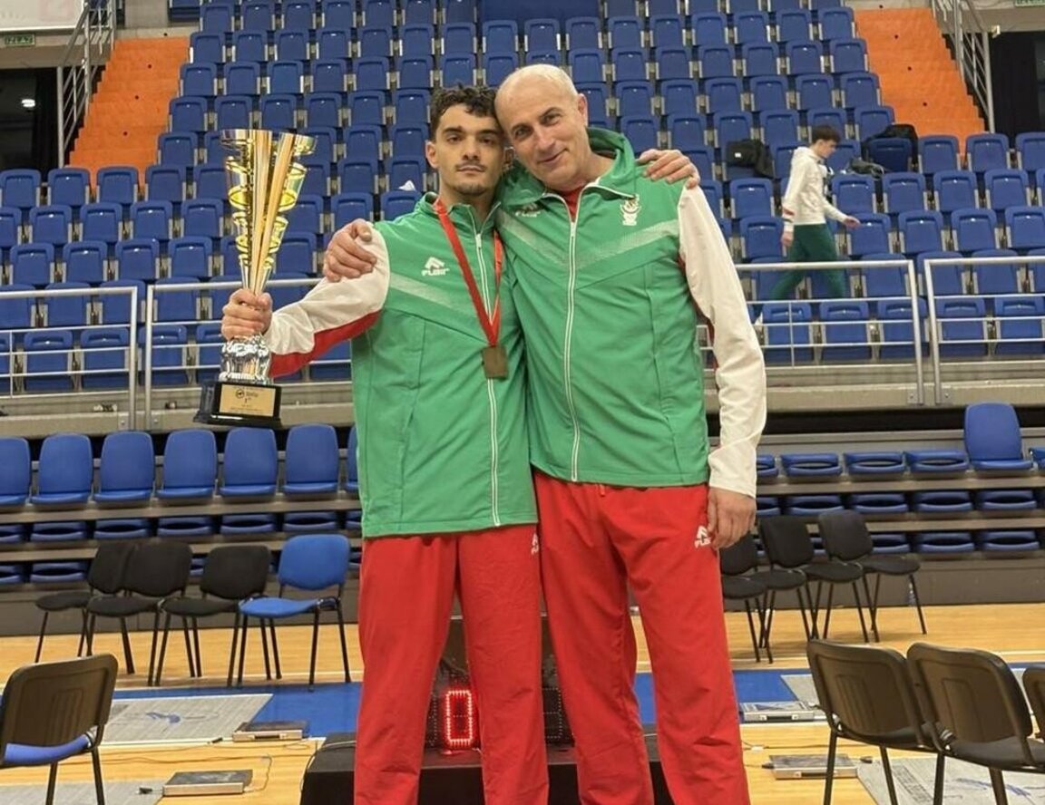Rahim Rashaida solli një medalje të artë botërore për Bullgarinë në skermë