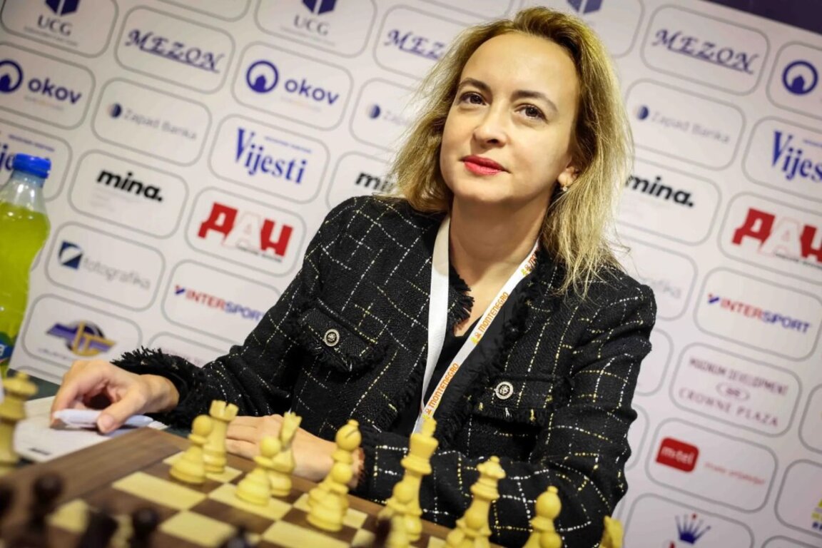 Антоанета Стефанова