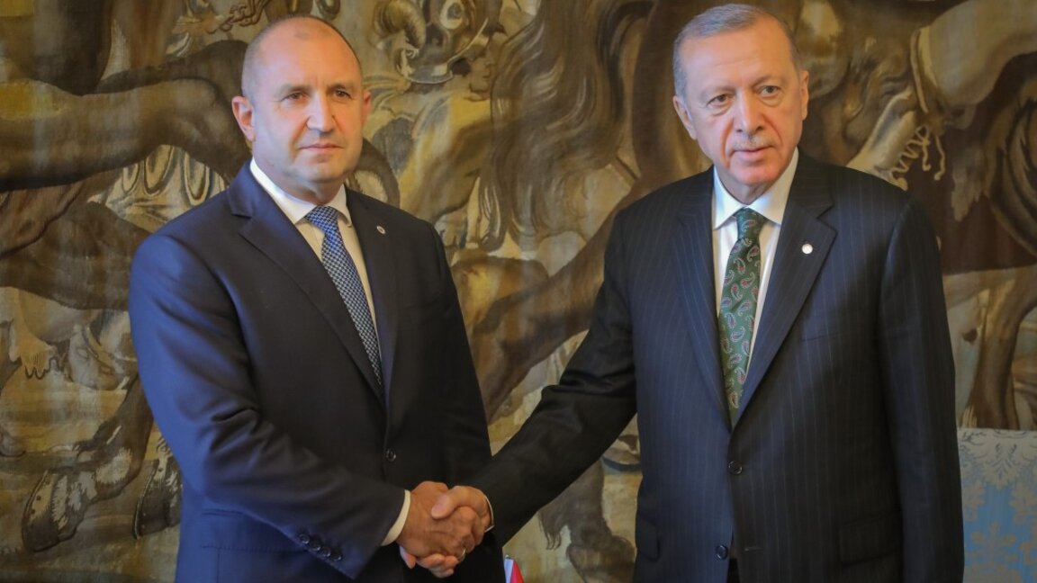 Rumen Radev y Recep Erdgan (06 de octubre de 2022)