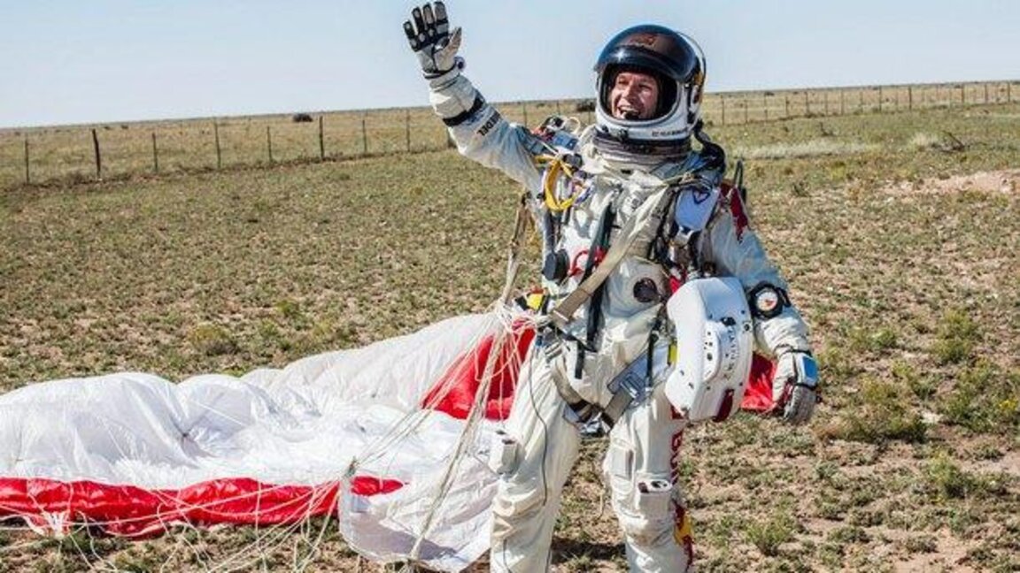 Нелеп инцидент отне живота на екстремния скачач Феликс Баумгартнер