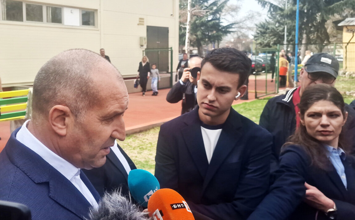 Румен Радев