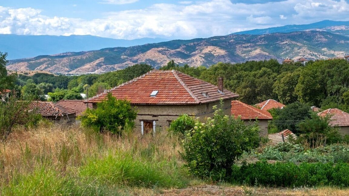 Ο συνδυασμός θάλασσα, βουνό, χωριό είναι το χιτ της τουριστικής σαιζόν 2023