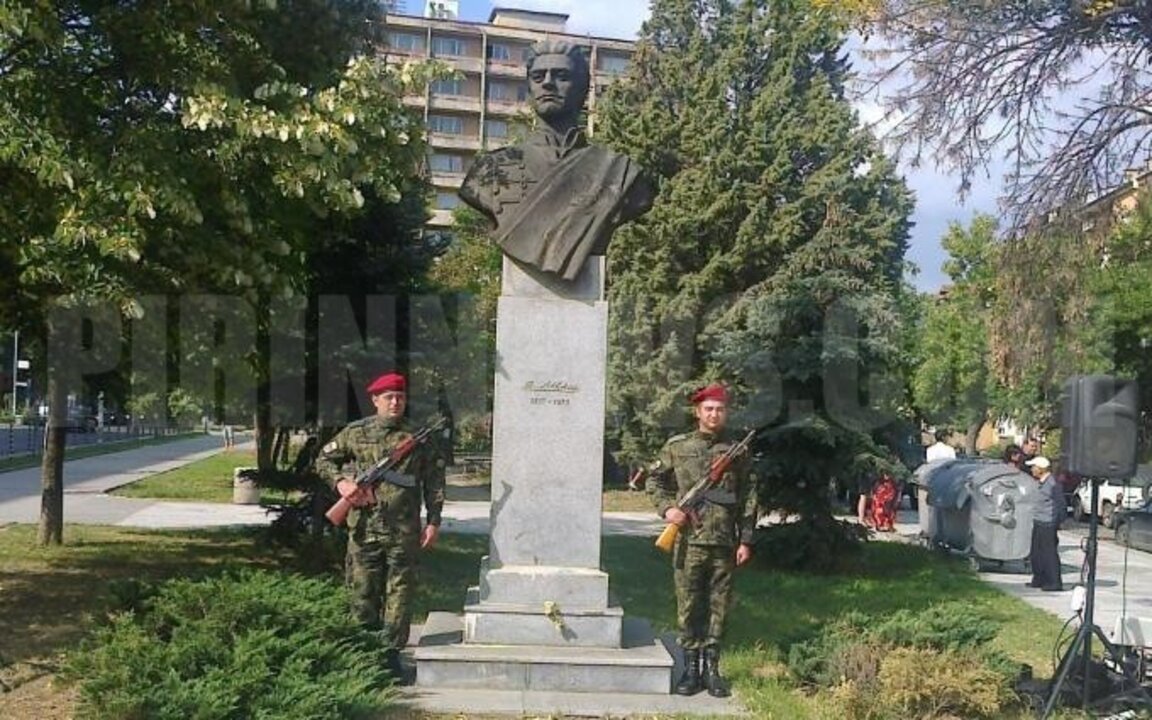 Почит към Левски в Благоевград по повод 188 години от рождението му